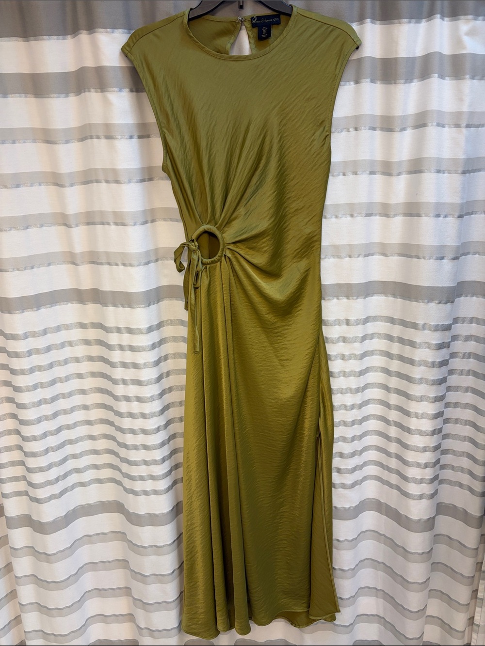 House of Harlow Olive Green Ring-Detail Midi Dress
